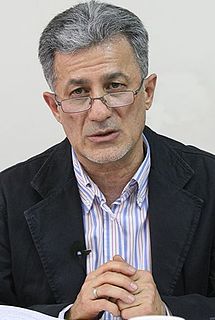 Profile Picture of KiaTabatabaeeon Wikipedia