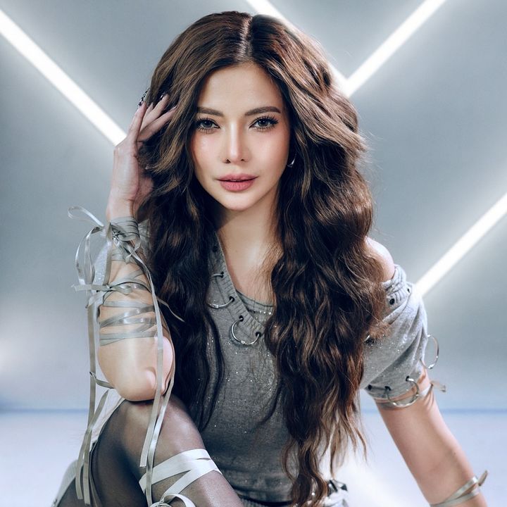 Profile Picture of Maui Anne Taylor (@therealmauitaylor) on Tiktok