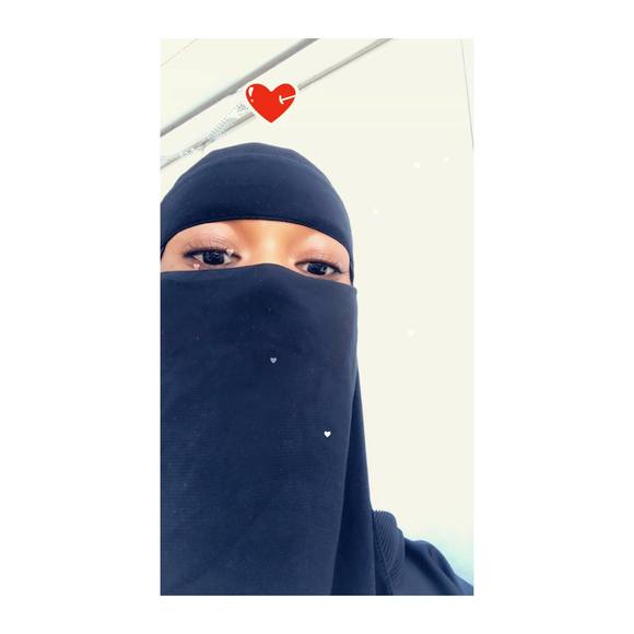 Profile Picture of Zakiyyah Zakiyyah (@ebonyjones456) on Poshmark