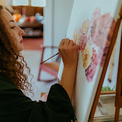 Profile Picture of Hannah Schultz (@MsHannahfromMontana) on Youtube