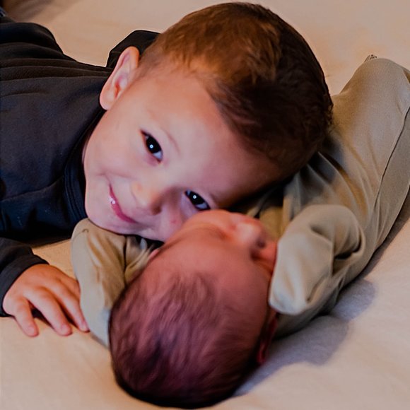 Mike Aresanob - Poshmark Profile Picture of Mike Aresanob (@mikebonasera) on Poshmark