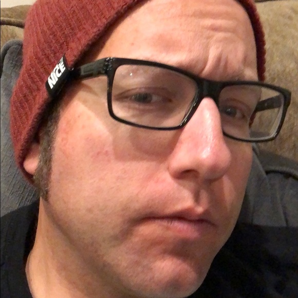Profile Picture of Josh Clements (@yrbkjosh168) on Poshmark