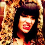 Chloe Hull - Youtube Profile Picture of Chloe Hull (@AbracadabraJessieJ1) on Youtube