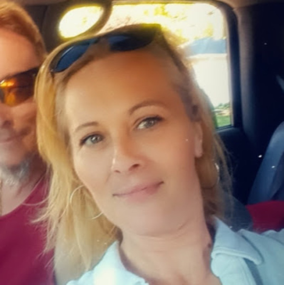 Profile Picture of Kimberly Monchamp (@k_monchamp) on Poshmark