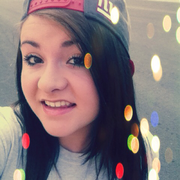 Profile Picture of Kyree Terman (@kmartbby) on Poshmark