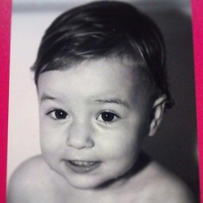 Profile Picture of Charlotte Hennessey (@CharHennessey) on Twitter