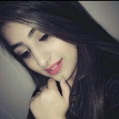 Profile Picture of Sneha Chaudhary (@SnehaCh25559152) on Twitter