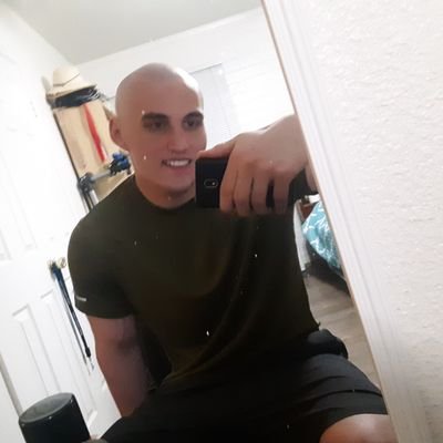 Profile Picture of Nathan Willey (@NathanWilley14) on Twitter