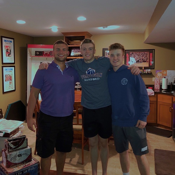 Profile Picture of Sam Wondrasch (@samwondrasch) on Poshmark