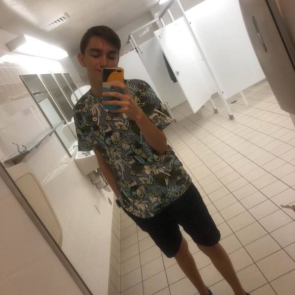 Profile Picture of Jeffery Wright (@littleodieright) on Poshmark