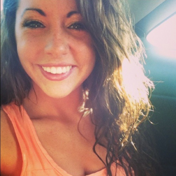 Profile Picture of Maria Musarra (@musarra10) on Poshmark