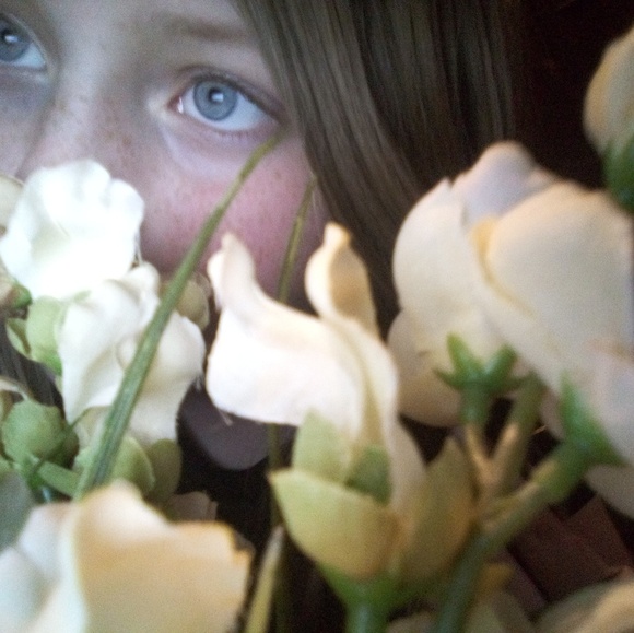 Profile Picture of Dlyn Tingue (@dlyntingue) on Poshmark