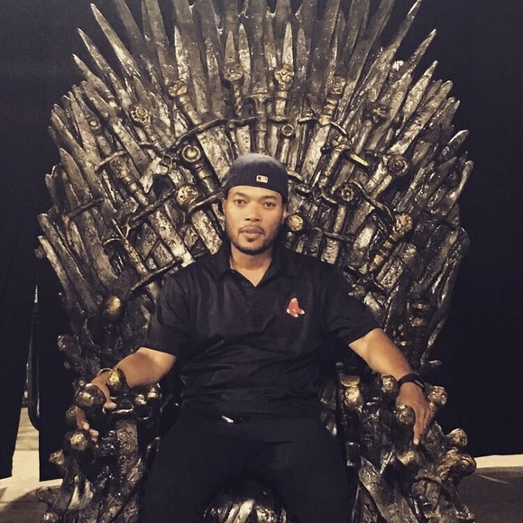 Profile Picture of Tristan Lowe (@cariby2k) on Poshmark