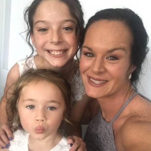 Profile Picture of Danielle Shenk (@dmarie1102) on Poshmark