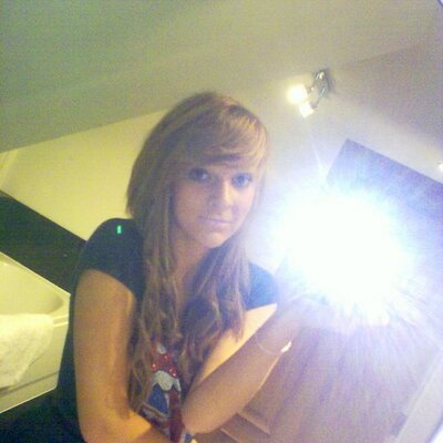 Profile Picture of Amelia Hobbs (@ameliaHlb) on Twitter