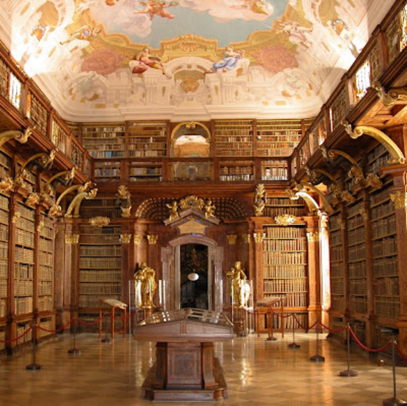 Profile Picture of Demora Haywood (@demorahaywood) on Poshmark