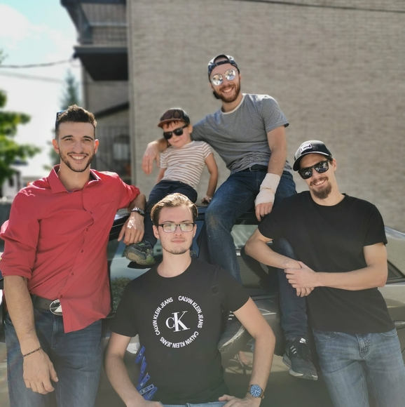 Profile Picture of Jaaon Savard (@jaaonsavard) on Poshmark