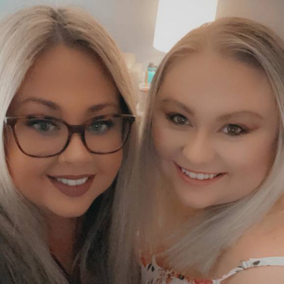 Profile Picture of Christina Struhar (@struharemail) on Poshmark