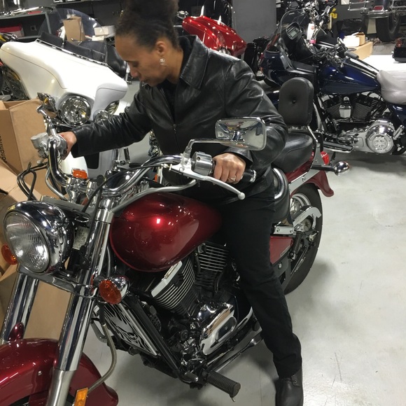 Renee Herbert - Poshmark Profile Picture of Renee Herbert (@reh2075) on Poshmark