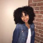 Profile Picture of Peek-A-Boo, Curls I See You🙈 (@graceitascurlitas) on Instagram