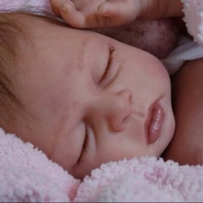 Profile Picture of Hope Barrow (@HBDreamBabies) on Twitter
