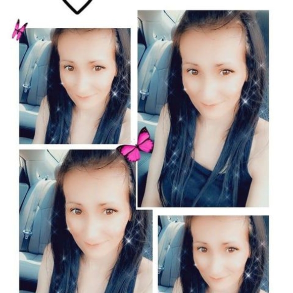 Profile Picture of Crystal Heppelle (@crystalheppelle) on Poshmark