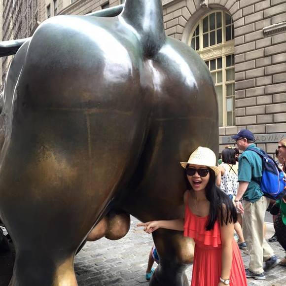 Profile Picture of Wenhui Ye (@wye0750) on Poshmark