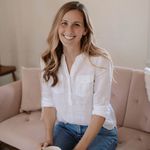 Profile Picture of Carly Soare | speech-language pathologist & parent coach (@parenting_with_intention) on Instagram