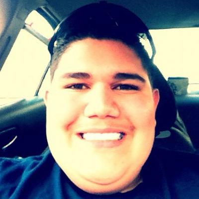 Profile Picture of Thomas Raynor (@elderlypetre86) on Twitter