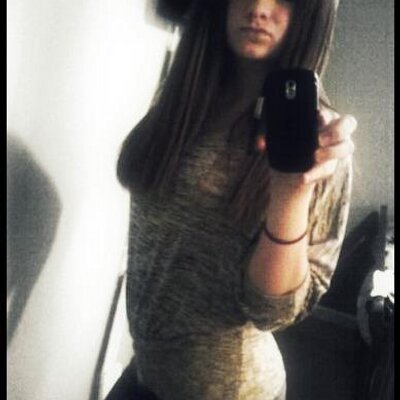 Profile Picture of Miranda Albert (@z00kii_baby) on Twitter