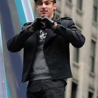 Kendall Knight - Twitter Profile Picture of Kendall Knight (@KendalllovesJo) on Twitter