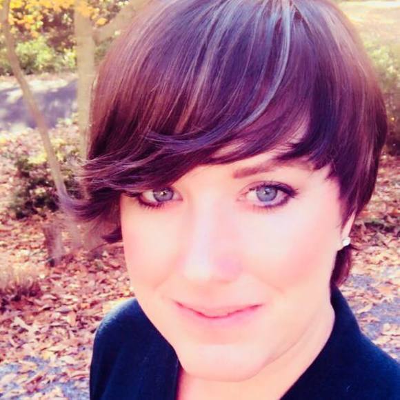 Profile Picture of Hannah Bulynko (@ideagenie) on Poshmark