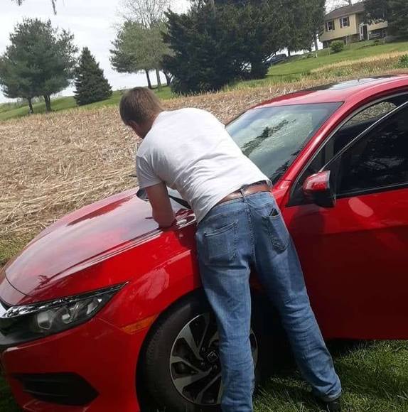 Profile Picture of Ray Huffman (@ray_huffman) on Poshmark