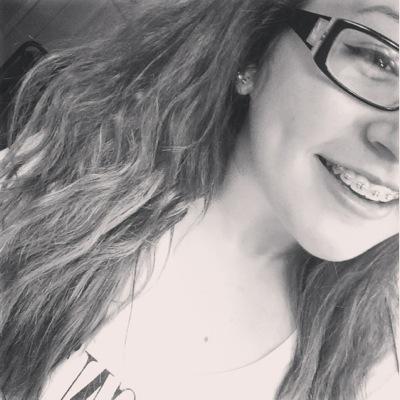 Profile Picture of Tori (@victoria_kirk01) on Twitter