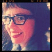 Profile Picture of Stephanie Jones (@lisforlight) on Pinterest