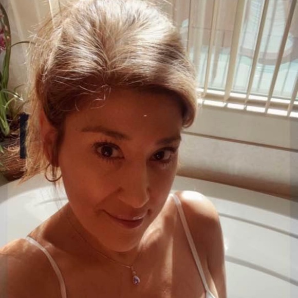 Profile Picture of Diana Latronica (@dianalatronica) on Poshmark