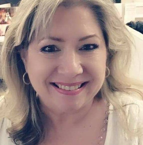 Profile Picture of Teresa Gesicki (@teresagesicki) on Poshmark