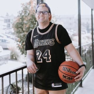 Profile Picture of Travis Richards (@TravisR48012323) on Twitter