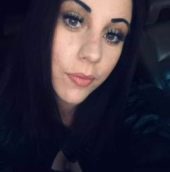 Profile Picture of Carlyred Maynor (@carlymaynor25) on Poshmark