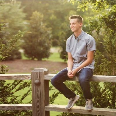 Profile Picture of Daniel  Muse (@danel71274) on Twitter