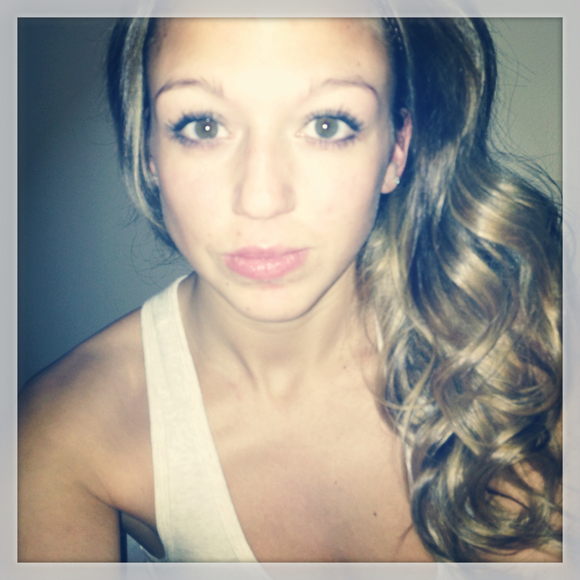 Profile Picture of Lindsay Mancuso (@lmancuso) on Poshmark