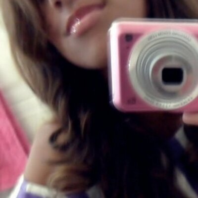 Profile Picture of _LorenaMelo_ (@_LorenaMelo_) on Twitter