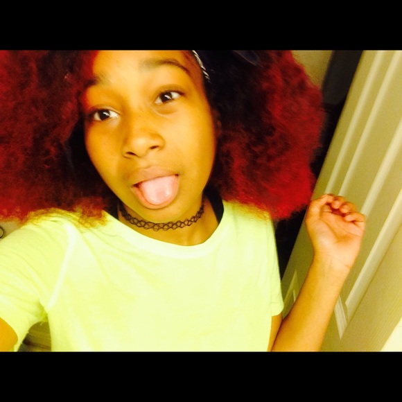 Mikaela Davis - Poshmark Profile Picture of Mikaela Davis (@babyface2001) on Poshmark