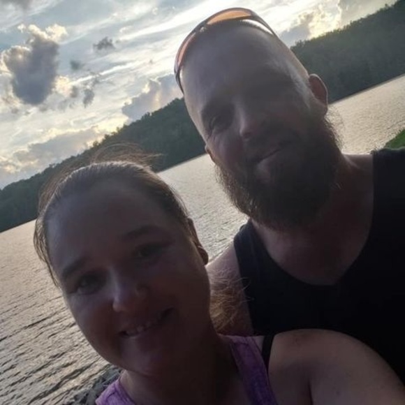 Profile Picture of James Barber (@buckand0321) on Poshmark