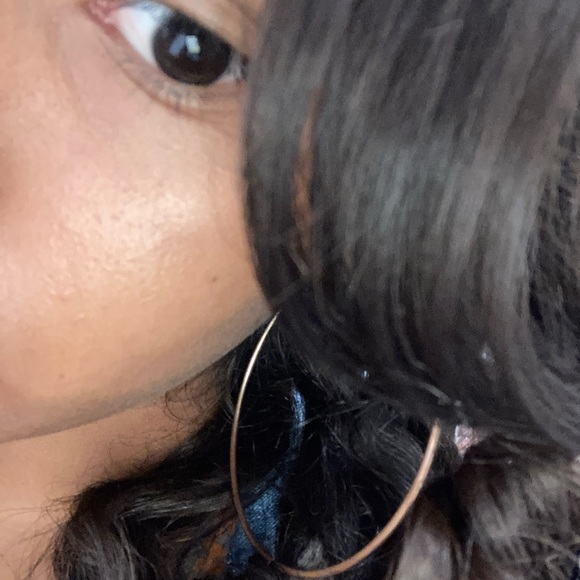 Profile Picture of Alexis Romero (@alexisromero812) on Poshmark