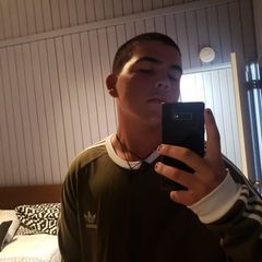 Profile Picture of neb (@shawnnevins852) on Tiktok