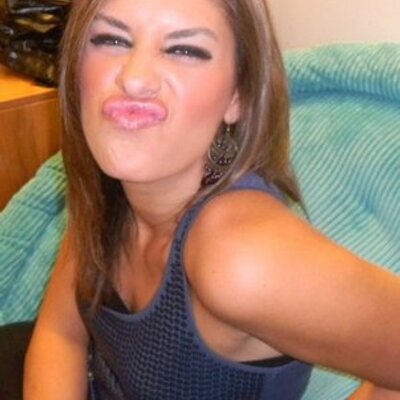 Profile Picture of Meghan Harker (@MeggyEH) on Twitter