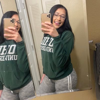 Profile Picture of Blair Fahringer (@Blair_alexis9) on Twitter