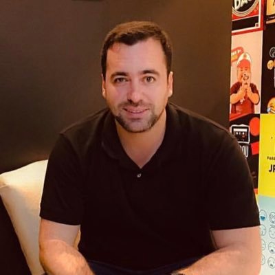 Profile Picture of Hélio Fernandes (@helhinhoo) on Twitter