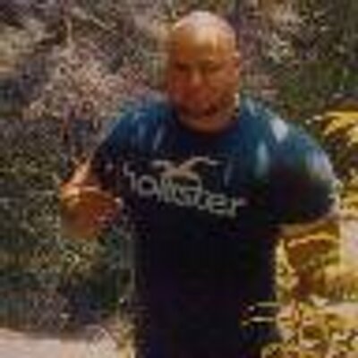 Profile Picture of Christopher Collom (@chriscollom) on Twitter